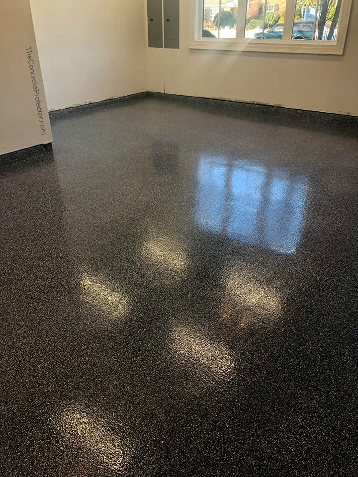 Flake coating on a garage floor